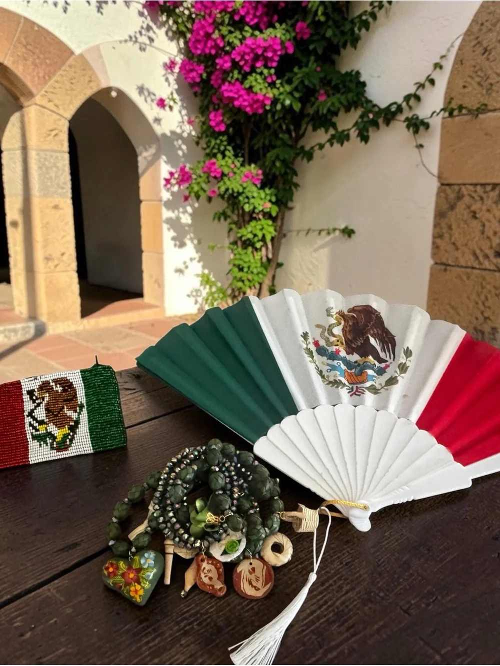 Set of 3 Mexican Tricolor set Fan, coin pouch and semanario bracelets